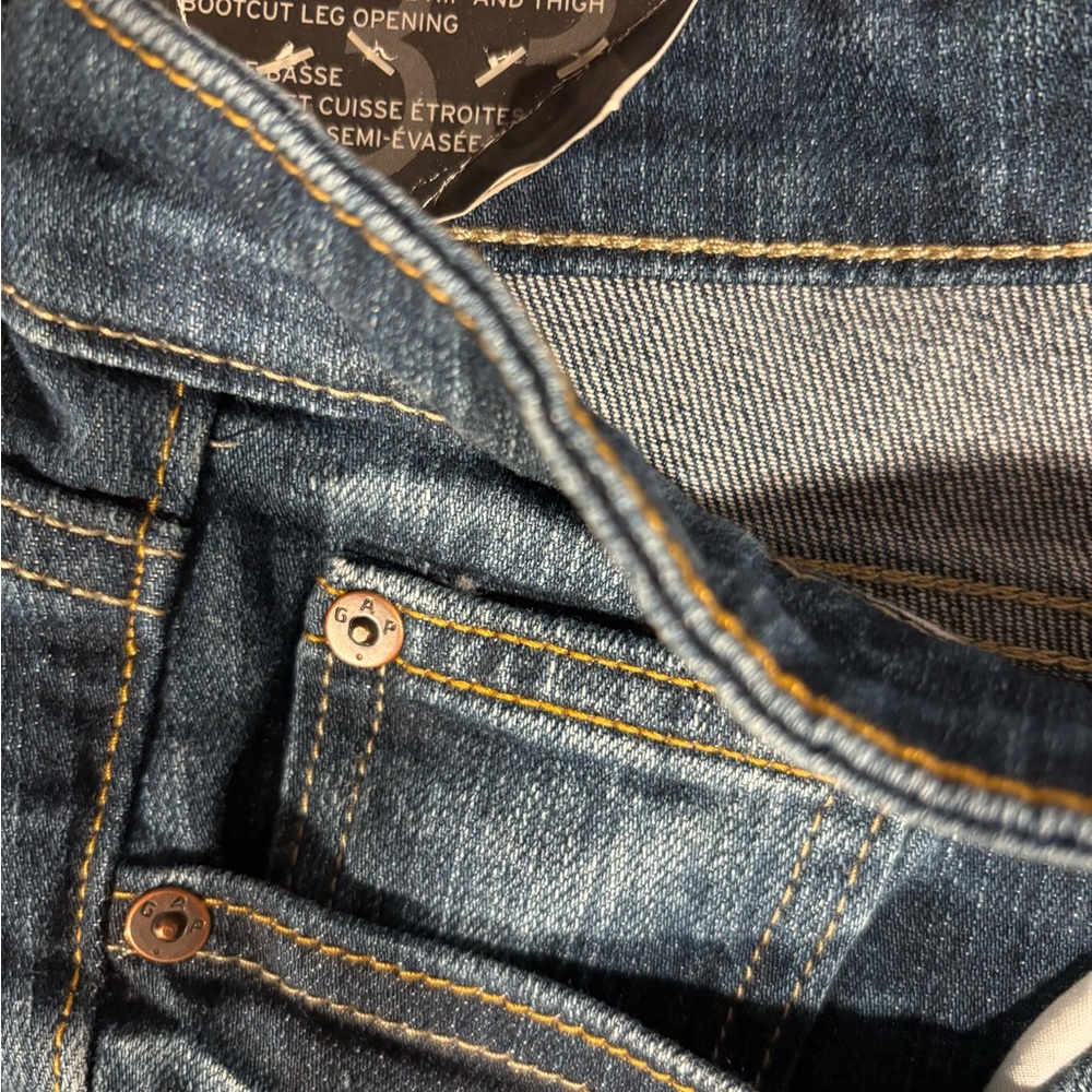 GAP Women's low-rise Bootcut fit dark wash Blue Jeans size 16/33R retail $54.99 - Picture 8 of 9